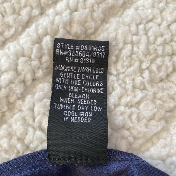 ALYX XL Sleeveless Y2K Blouse with choker neck. - Picture 10 of 12